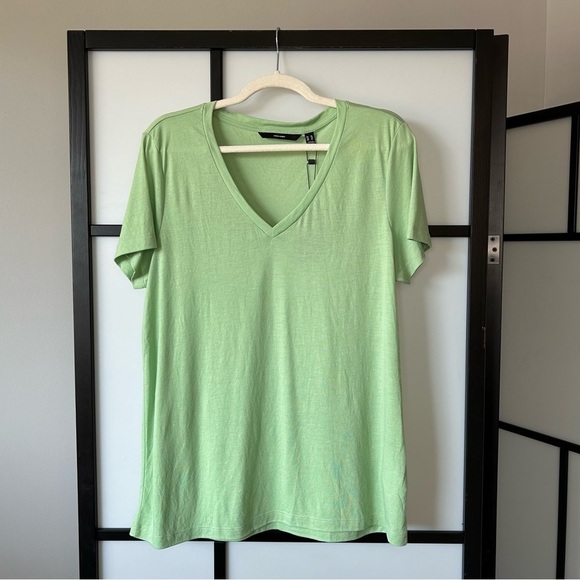 Vero Moda Tops - [XL] Vero Moda NWT Women’s Lime Green V-Neck Short Sleeve Tee